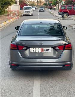 نيسان ألتيما